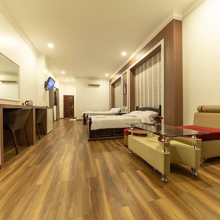 4 Rivers Hotel Phnom Penh Zewnętrze zdjęcie